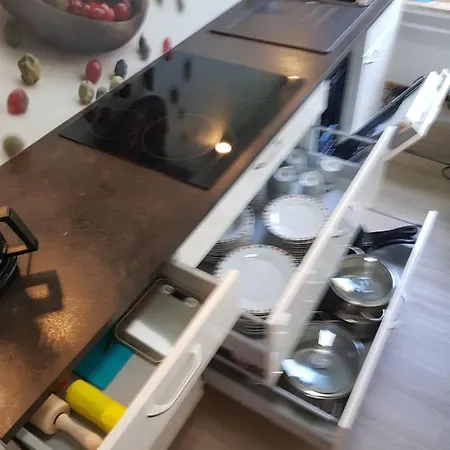 Hedasis Ferienwohnung3, 500 M Zum *