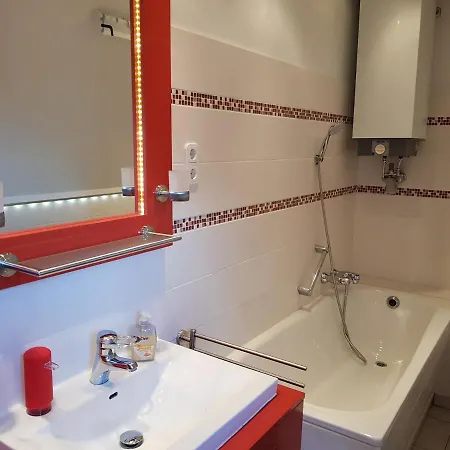 Hedasis Ferienwohnung3, 500 M Zum