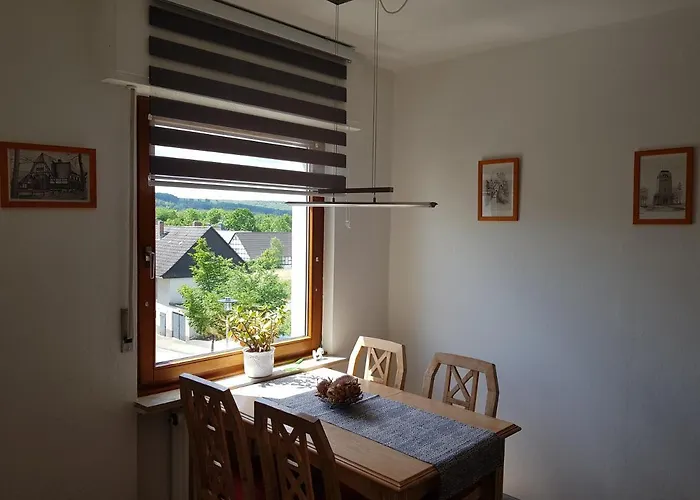 Hedasis Mit Garten, 500 M Vom - Ruhig & Modern 아파트 모네시